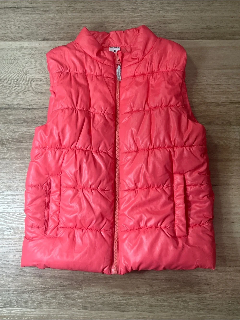 Carter’s Girls Coral Pink Quilted Puffer Vest Zipper Winter and Fall - Size 6